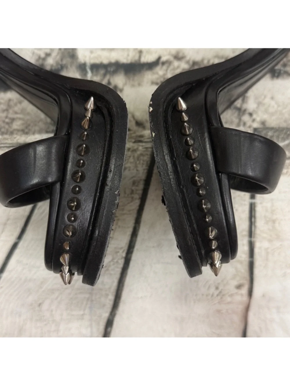 Alexander McQueen Punk Stud Platform Sandals Black Leather Sz 8.5 Women's Shoes